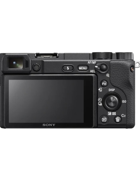 Alpha 6400 + SEL-P 16-50mm f/3.5-5.6 OSS II Nera